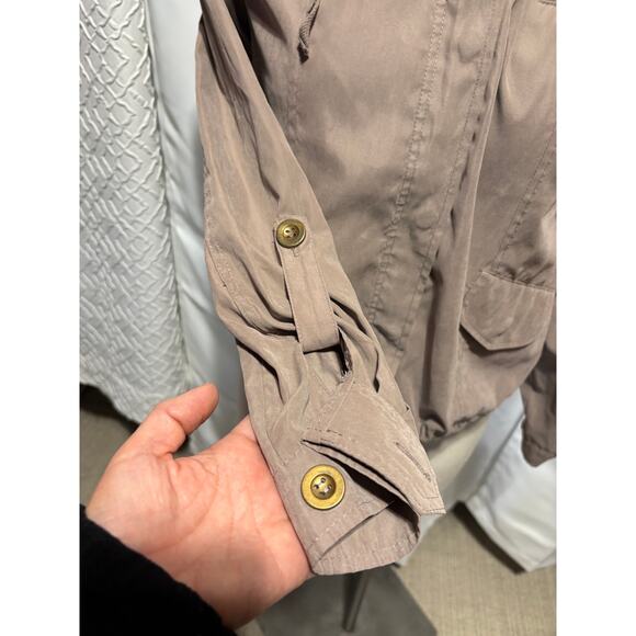 Women's Size S Taupe Wind Breaker Jacket - Picture 10 of 13